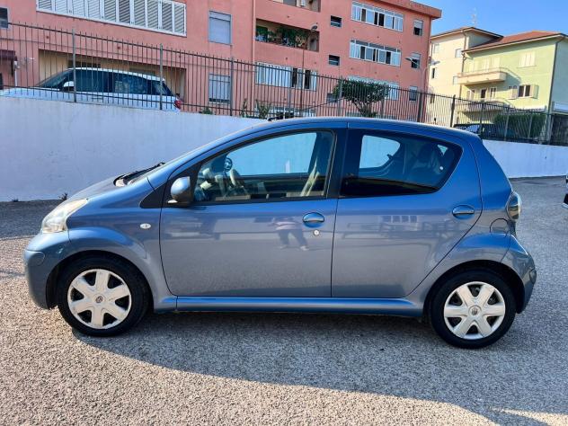 Toyota Aygo 1.0 12V VVT-i 5 porte - Foto 8