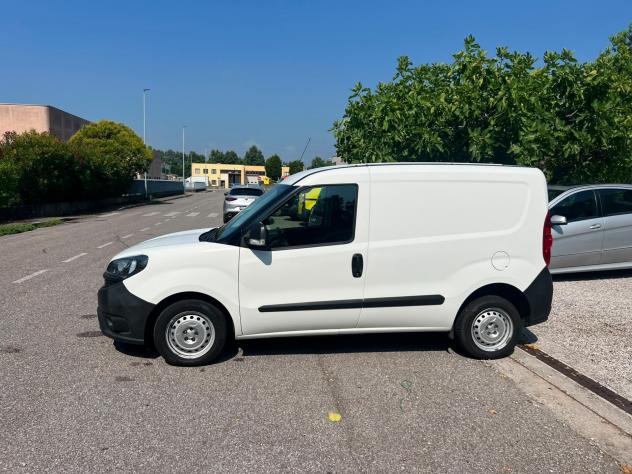 Fiat Dobl1.6 MJT 105CV Pianale Cabinato Maxi 3 posti - Foto 4