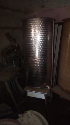 cisterna acciaio inox per vino e alimenti