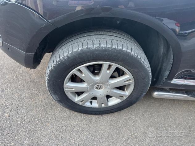 Volkswagen Touareg 2.5 R5 TDI DPF Exclusive - Foto 9