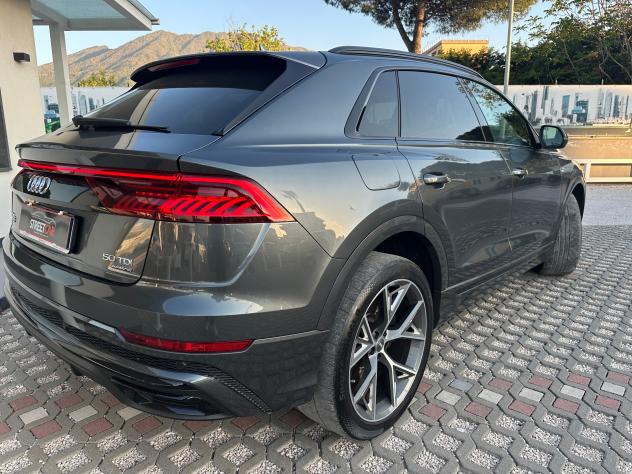 Audi Q8 50 TDI 286 CV quattro tiptronic Sport - Foto 3