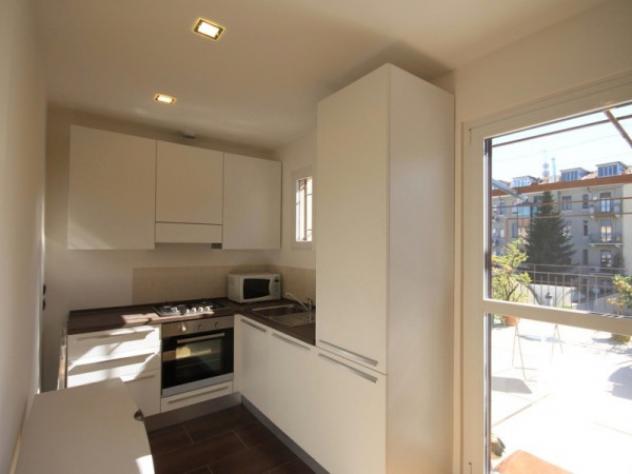 Attico / Mansarda di 71 m² con 3 locali in vendita a Milano - Foto 2