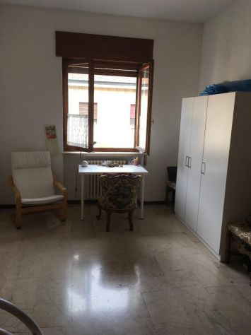 camera solo per studenti universitari frequentanti una università in Piacen - Foto 8