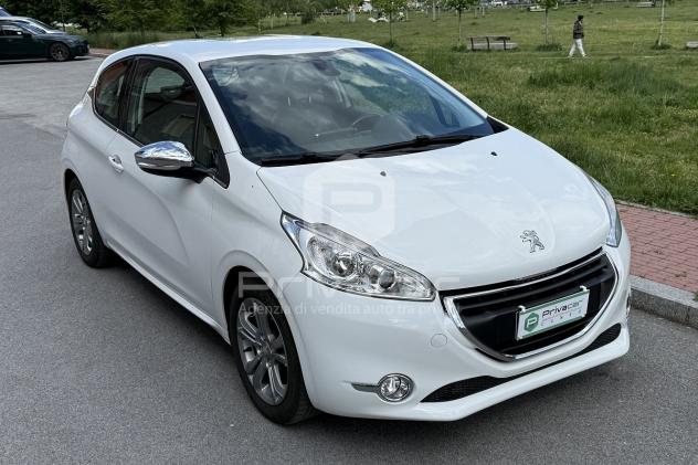 PEUGEOT 208 1 serie 1.4 HDi 68 CV 3 porte Allure - Foto 3