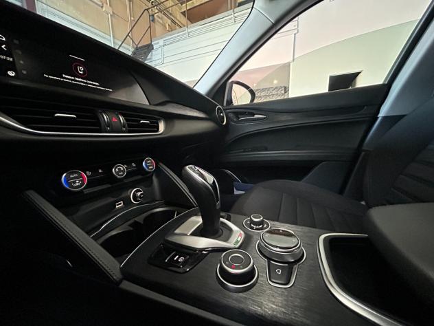 Alfa Romeo Stelvio 2.2 Turbodiesel 160 CV AT8 RWD Business - Foto 7