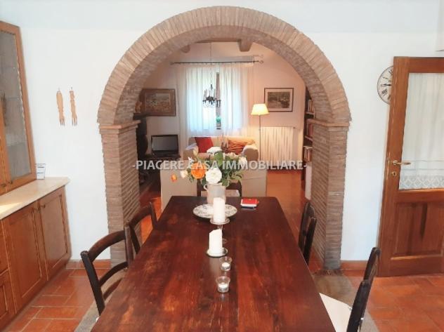 Castel giorgio - Casaletto ristrutturato con corte esterna in vendita a circa 13 km da Orvieto