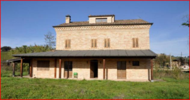 Immobile in asta di 274 m² con più di 5 locali in vendita a Francavilla d'Ete - Foto 3