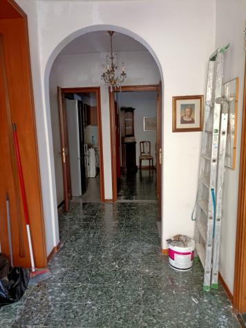 Pentalocale in vendita a Ziano Piacentino