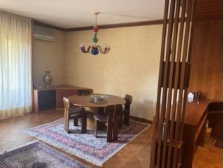 3226 Ampio tricamere arredato in via Bezzecca