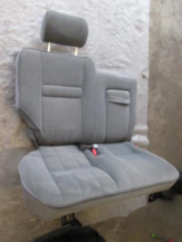 SEDILE POSTERIORE LATO DESTRO LAND ROVER RANGE ROVER 2.5 D 4X4 100KW 5M 5P (1997) RICAMBIO USATO
