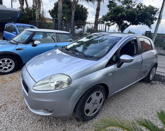 FIAT Grande Punto 1.3 MJT 90 CV 5p. Dynamic - Foto 7
