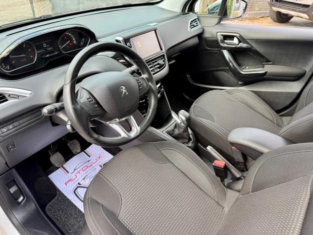 Peugeot 208 BlueHDi 75 5 porte black line 2017 - Foto 7