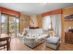 Appartamento di 90 m² con 3 locali e box auto in vendita a Caravate