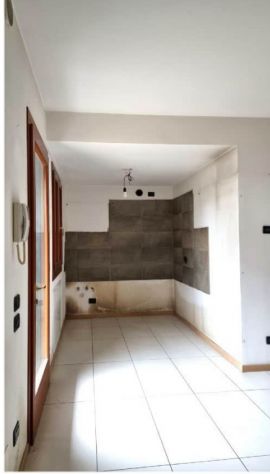 ASTA: A TREVISO, VIA A. DA SANGALLO APPARTAMENTO CON GARAGE E AREA ESTERNA - Foto 8
