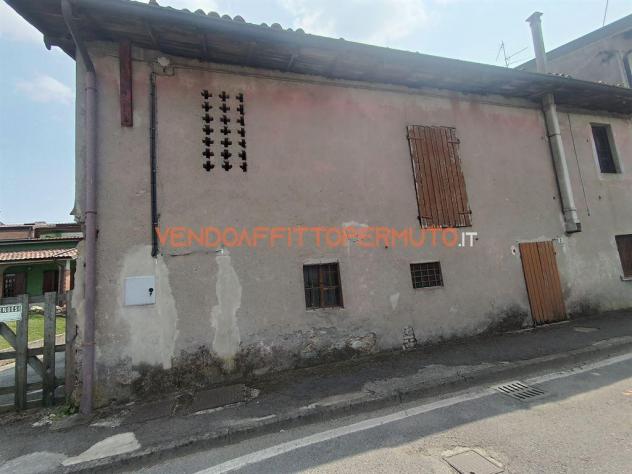 CASCINA DA RISTRUTTURARE CON BOX E LOCALE ACCESSORIO - Foto 16