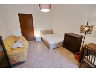 Affittasi stanza Parma zona ospedale