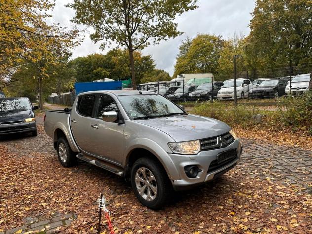 Mitsubishi L200 2.5 DI-D/178CV DC Intense Plus DPF - Foto 3