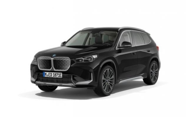 BMW iX1 eDrive 20 X-Line Pure Edition rif. 23708597