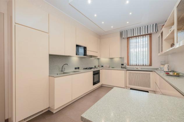 Appartamento di 200 m² con 5 locali e box auto in vendita a Milano - Foto 13