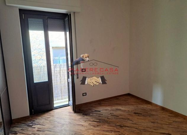Orvieto centro - Appartamento con ingresso indipendente completato da balcone, magazzino e terrazze condivise in vendita in posizione centrale - Foto 7