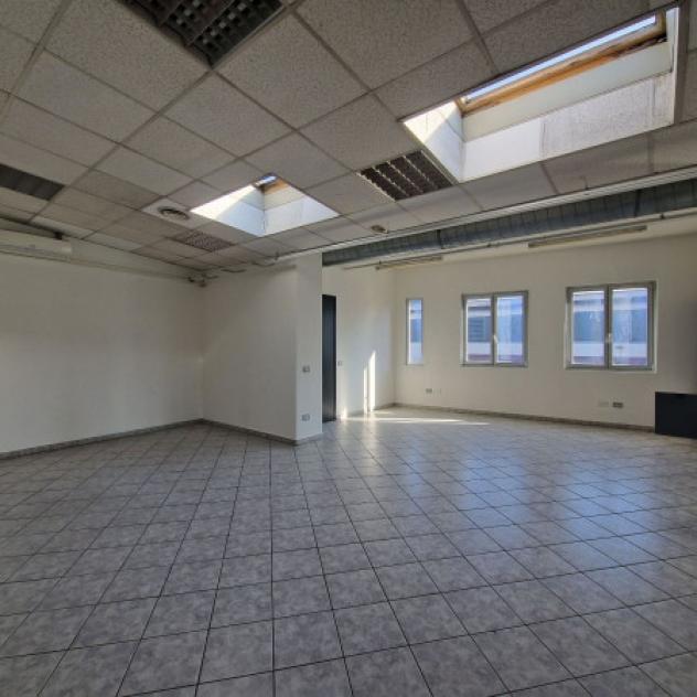 Immobile di 110 m² con 2 locali in affitto a Rho - Foto 11