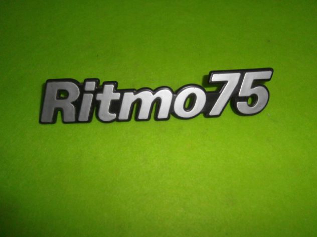 Scritta logo targhetta portellone posteriore Fiat ritmo 75 ''nuova'' - Foto 2