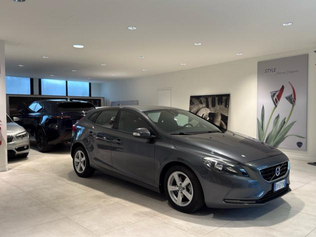 Volvo V40 D2 1.6 Momentum Diurne LED Bluetooth Clima Cruise - Foto 2