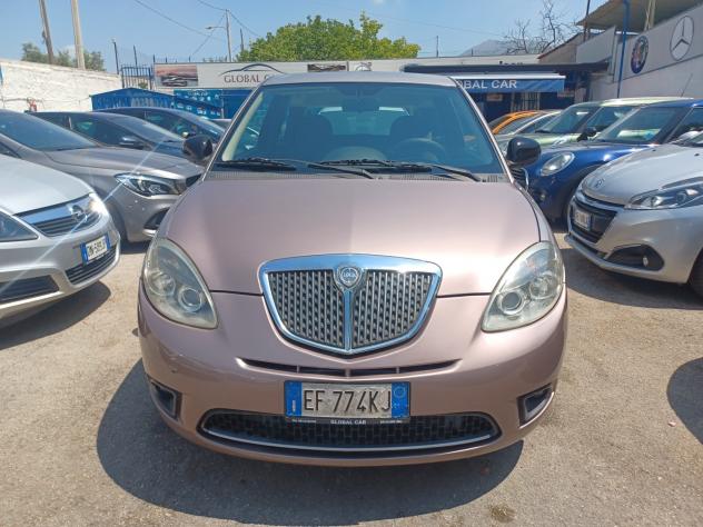 Lancia Ypsilon 1.2 DIVA ANNO 2011 - Foto 5