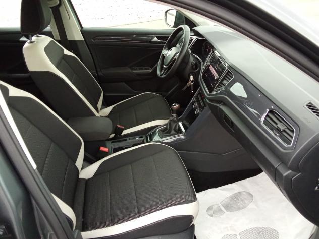 Volkswagen T-Roc 1.600 TDI - Foto 7