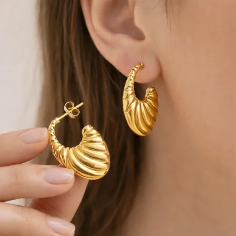 Gold Chunky Huggie Hoop Earrings for Women - Foto 6
