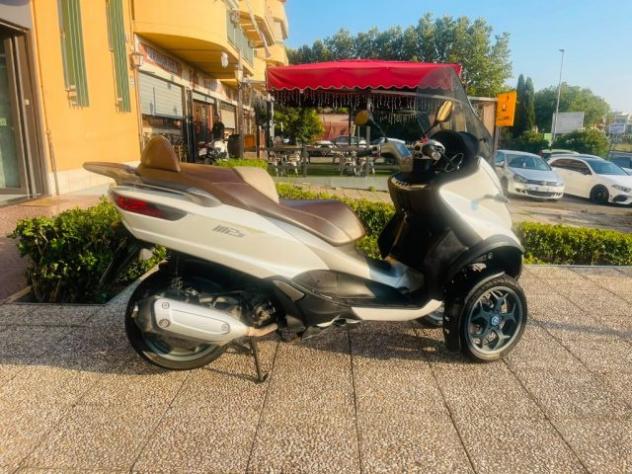 PIAGGIO MP3 LT 300 TUTTO INCLUSO ANCHE PASSAGGIO! MINI RATE rif. 23995561 - Foto 9