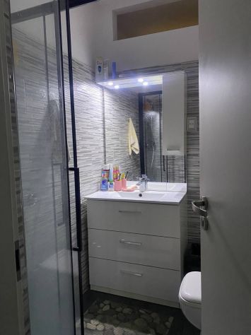 Posto letto per studentessa – 350 € spese condominiali incluse - Foto 4