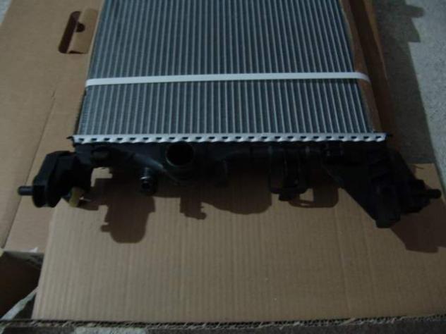 Radiatore motore opel meriva b 1.4 13283244