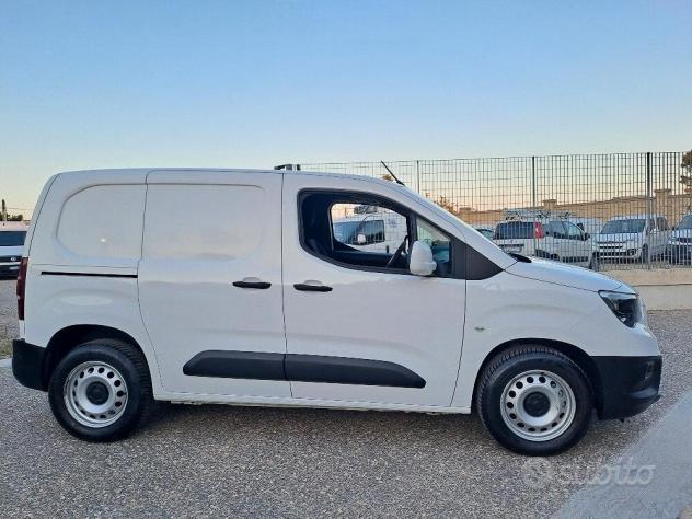 Opel combo 1600 cdti 2019 tre posti km110000 - Foto 4