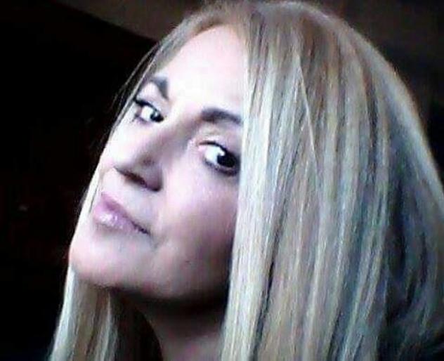 solare44: alta 163cm, 52kg, cerco uomo vicino Tel: