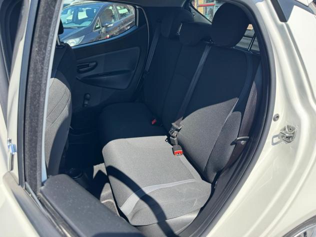 Lancia Ypsilon 1.2 BENZINA 69CV SILVER 2016 - Foto 6
