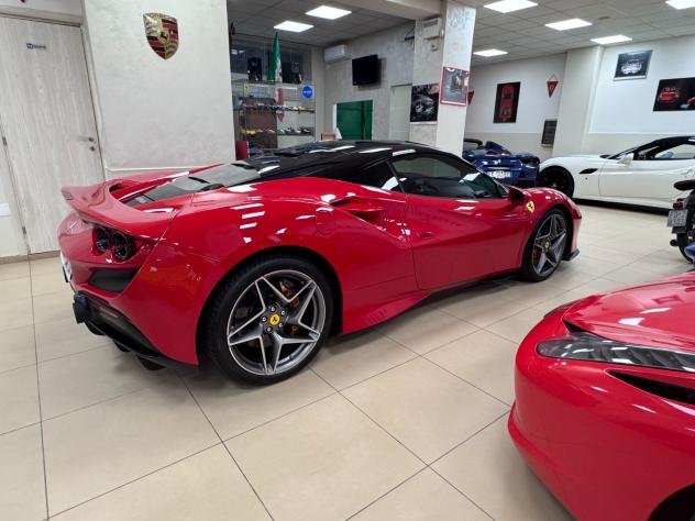 Ferrari F8 Tributo Coupe Permute auto moto barche gommoni e Rolex. - Foto 5