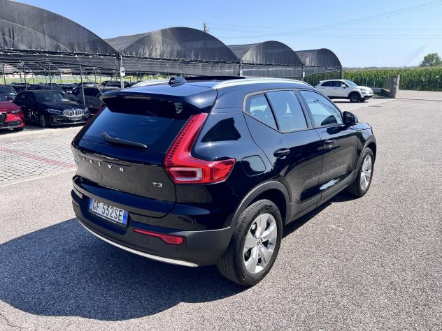 Volvo XC40 T3 automatico Momentum Pro Geartronic / Tetto Apribile - Foto 3