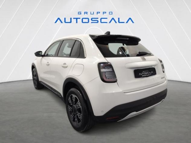 FIAT 600 Hybrid 100cv DCT MHEV Icon rif. 24139155 - Foto 3