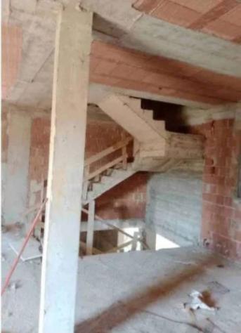 Immobile in asta di 258 m², box auto in vendita a Sassocorvaro Auditore - Foto 10