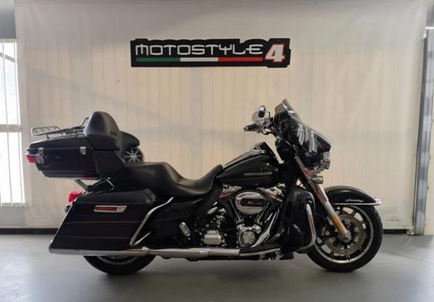 HARLEY-DAVIDSON FLHTK Electra Glide Ultra Limited 107 LOW
