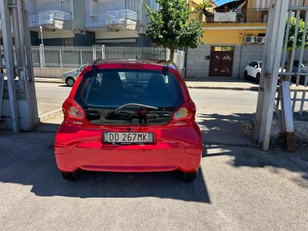 TOYOTA Aygo 1.4 turbodiesel 3 porte Sol rif. 23903044 - Foto 5
