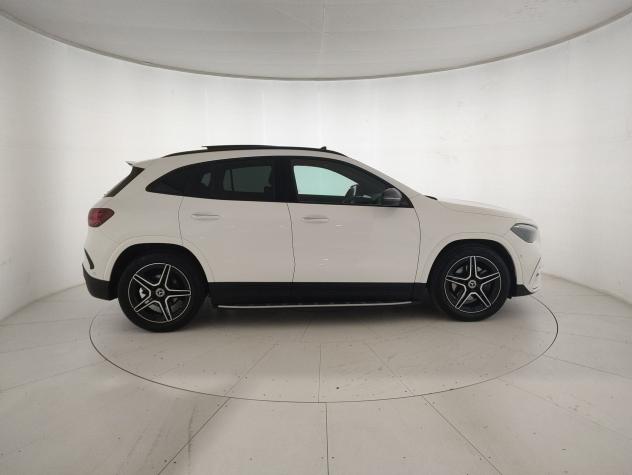 Mercedes-Benz GLA GLA 200 d AMG Line Prem - Foto 4