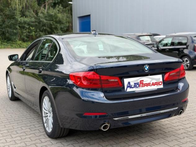 BMW Serie 5(G30/31/F90) 520i Luxury - Foto 9