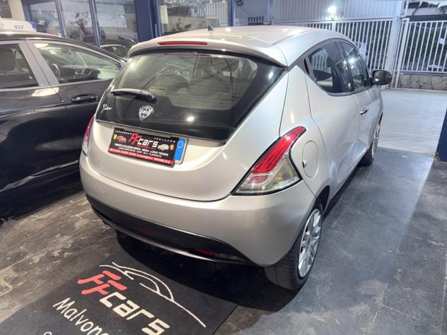 Lancia Ypsilon 1.2 69 CV 5 porte GPL Ecochic Gold - Foto 6