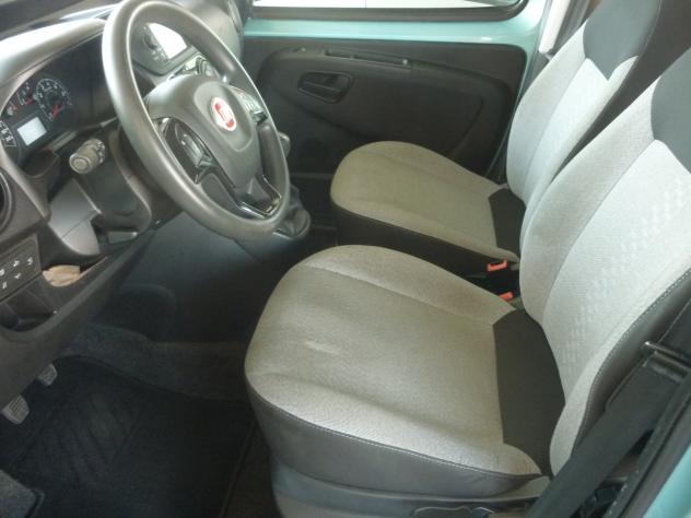 Fiat Qubo 1.4 8V CV 77 Lounge Natural Power - Foto 10