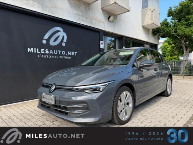 VOLKSWAGEN Golf 1.5 TSI eHybrid Plug-in 140 km autonomia DSG Style rif. 24059458