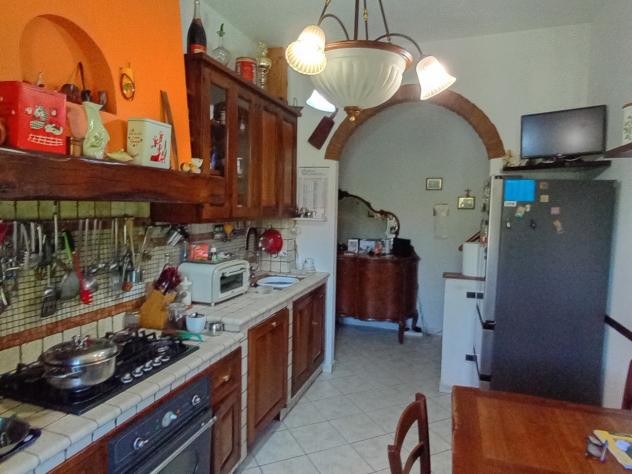 APPARTAMENTO di 4 vani e di 75 mq (GAMBASSI TERME) rif. G 28 - Foto 2
