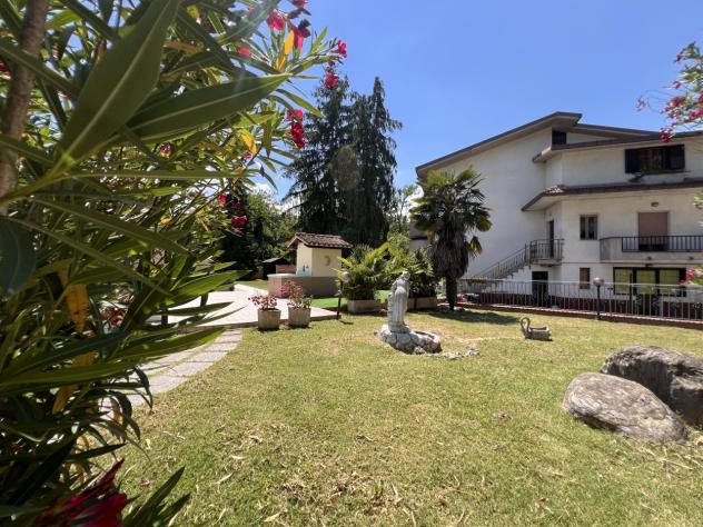 Villa in vendita a Montorio al Vomano