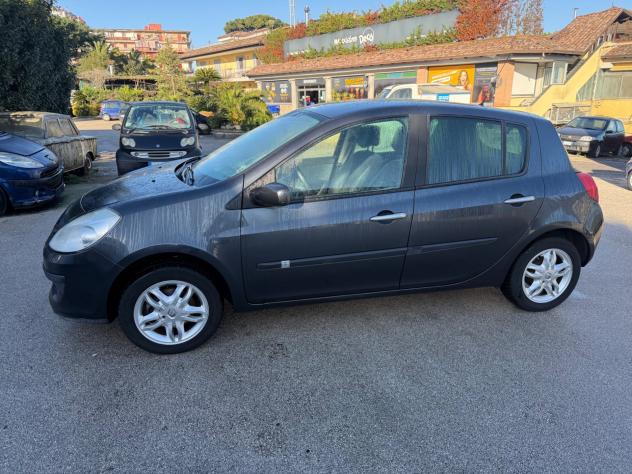 Renault Clio 1.2 16V 5 porte Le Iene GPL - Foto 3